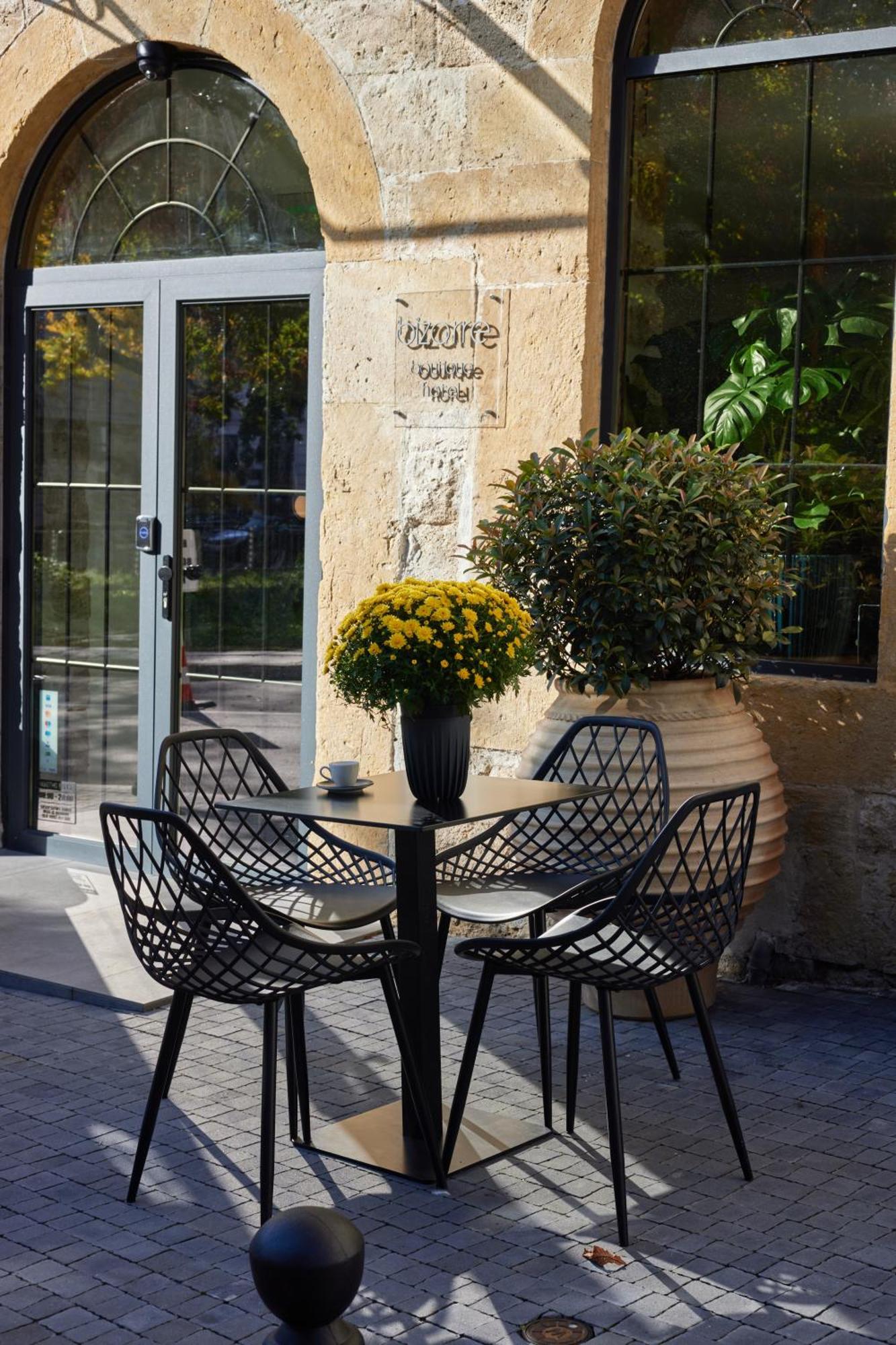 Bizarre Boutique Hotel Варна Экстерьер фото