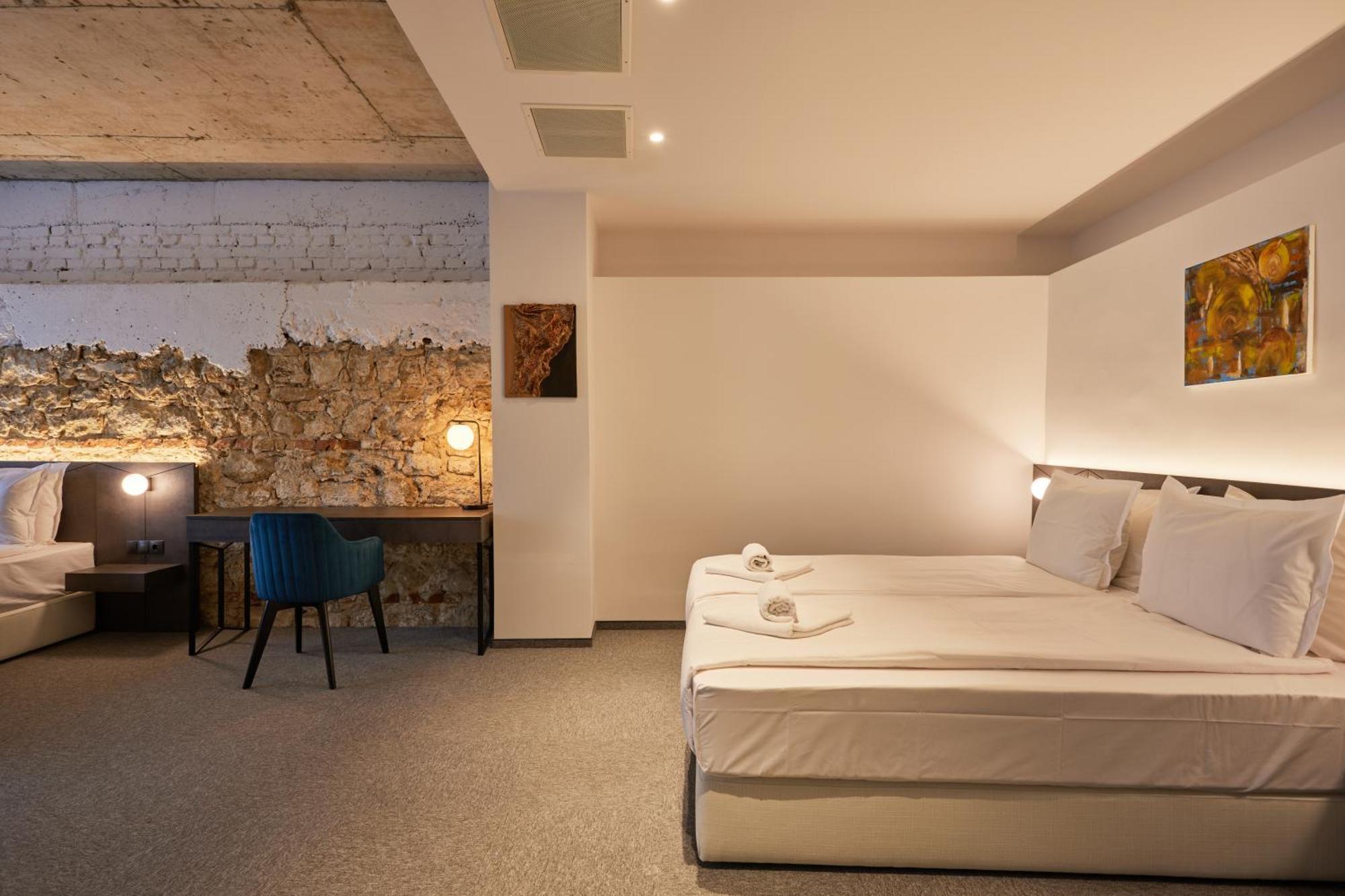 Bizarre Boutique Hotel Варна Экстерьер фото