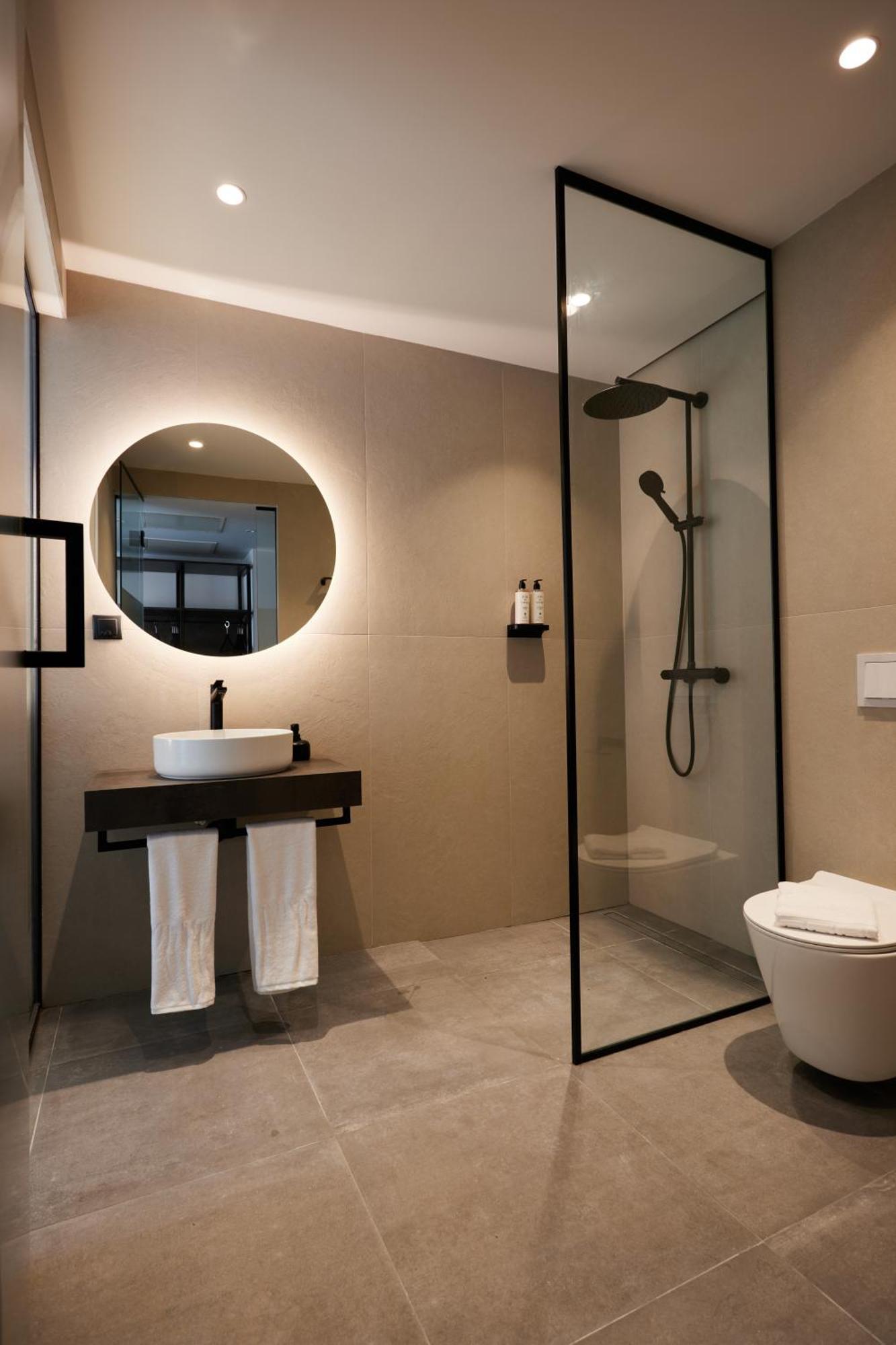 Bizarre Boutique Hotel Варна Экстерьер фото